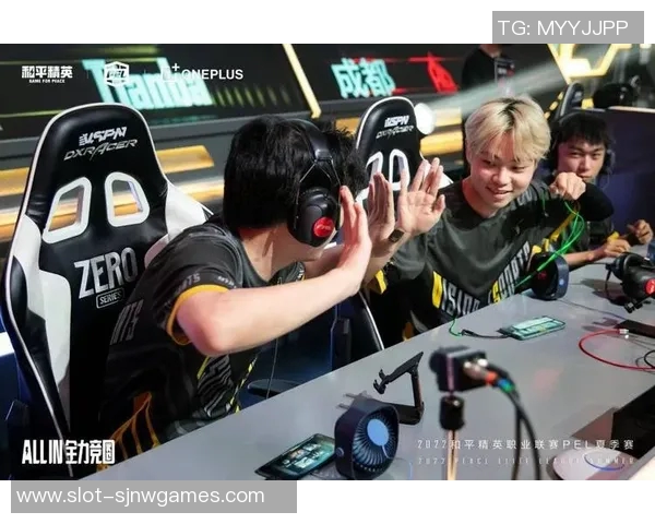 电竞数据最新和平精英技术排行榜揭晓FPX强势领跑引领游戏新潮流